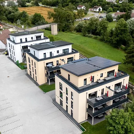Apartment #3 jsliving Comfort - sonniger Balkon SmartTV HighSpeed WLAN kostenloser Parkplatz *